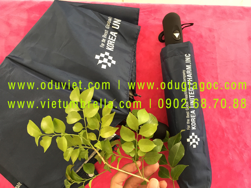 xưởng sản xuất ô dù cầm tay in logo quảng cáo